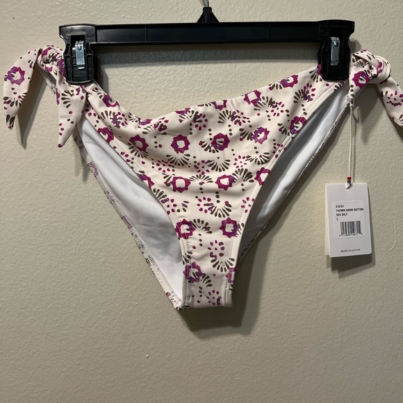 XIRENA KAPRI BIKINI SET - Picture 5 of 10